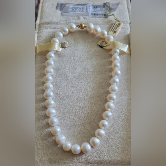 Belle de Mer Opaque Cultured Pearl Strand Necklace 18" 11-13MM 14K - Picture 4 of 5
